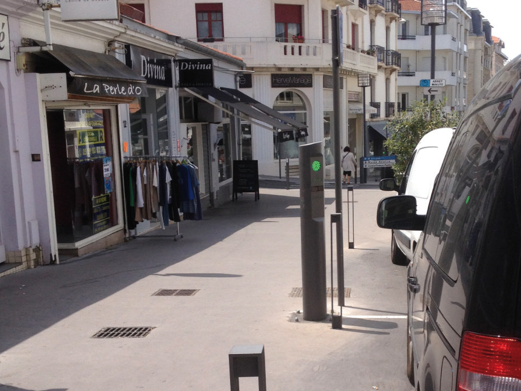 Borne stationnement dans la ville de Biarritz