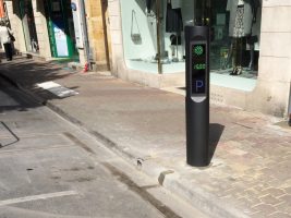 Installation borne stationnement minute sur Bergerac